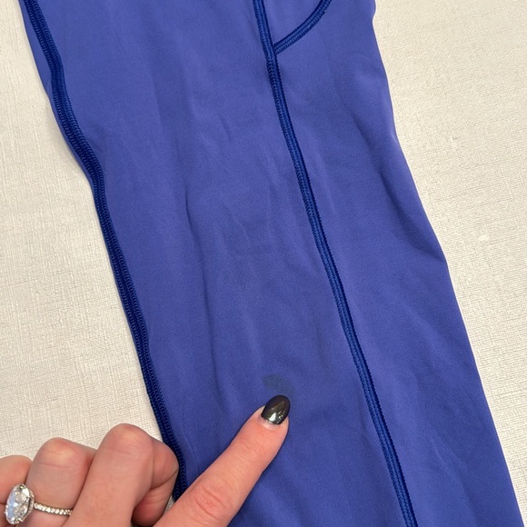25. Lululemon Fast & Free 7/8 Tight II *Nulux 25" - Picture 4 of 5